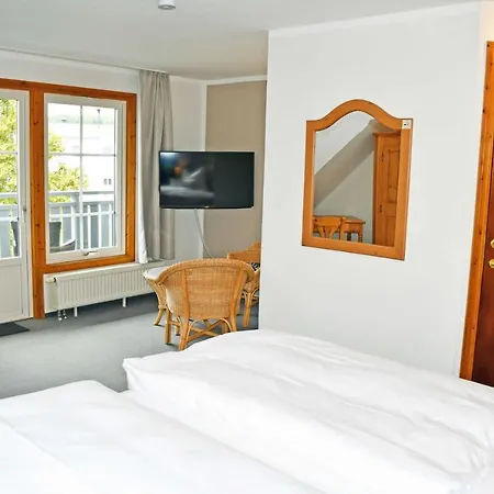 Inselglueck - Restaurant & Cafe * Lohme